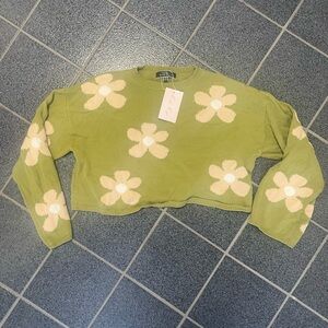NWT Floral Green Cropped
Sweater Top